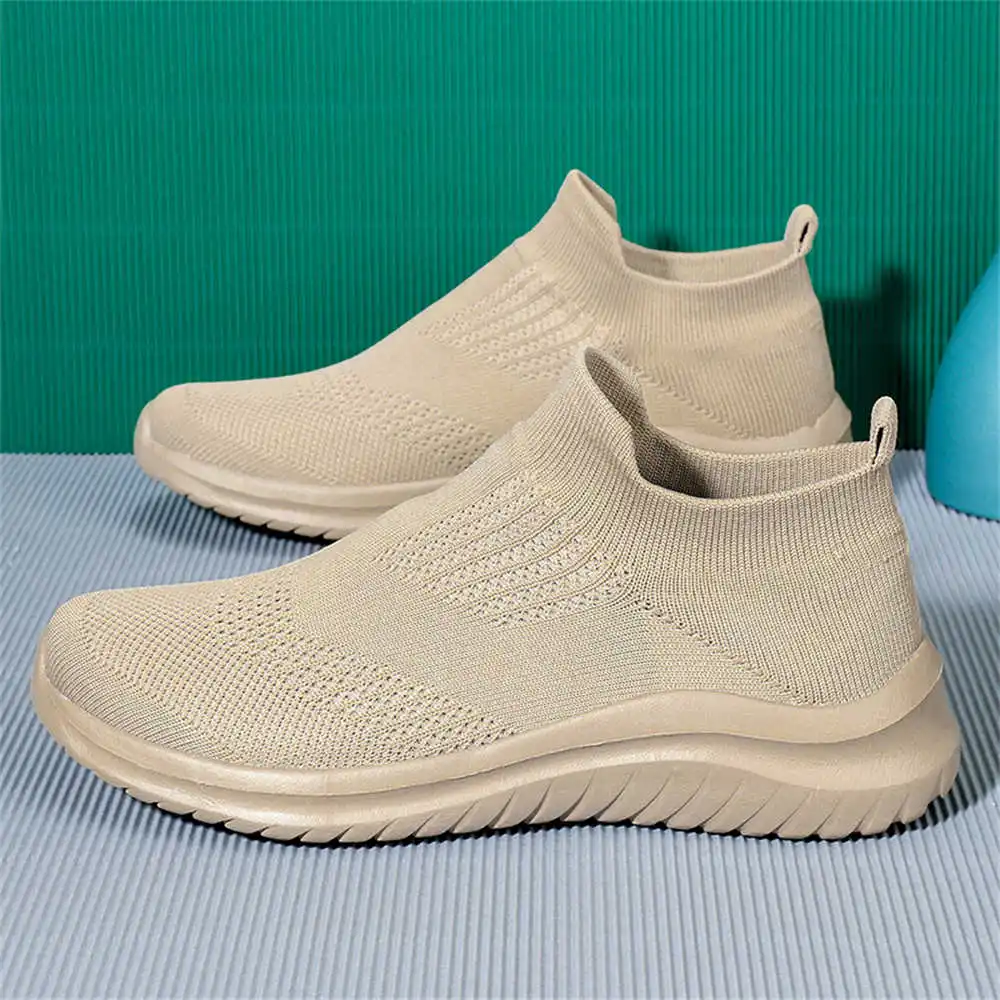 Beige Soft New Novelty Tennis  - огляд і ціна Men'S Grooming Salon Sky